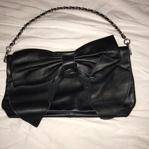 🌷Sale l Bebe bow shoulder bag/clutch